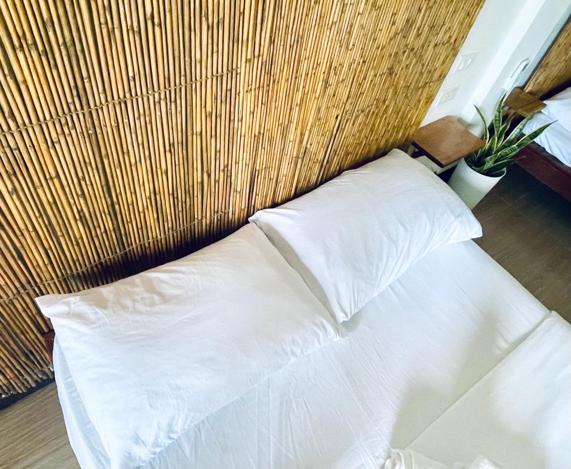 Siargao Sunflower Suites General Luna  Exterior photo