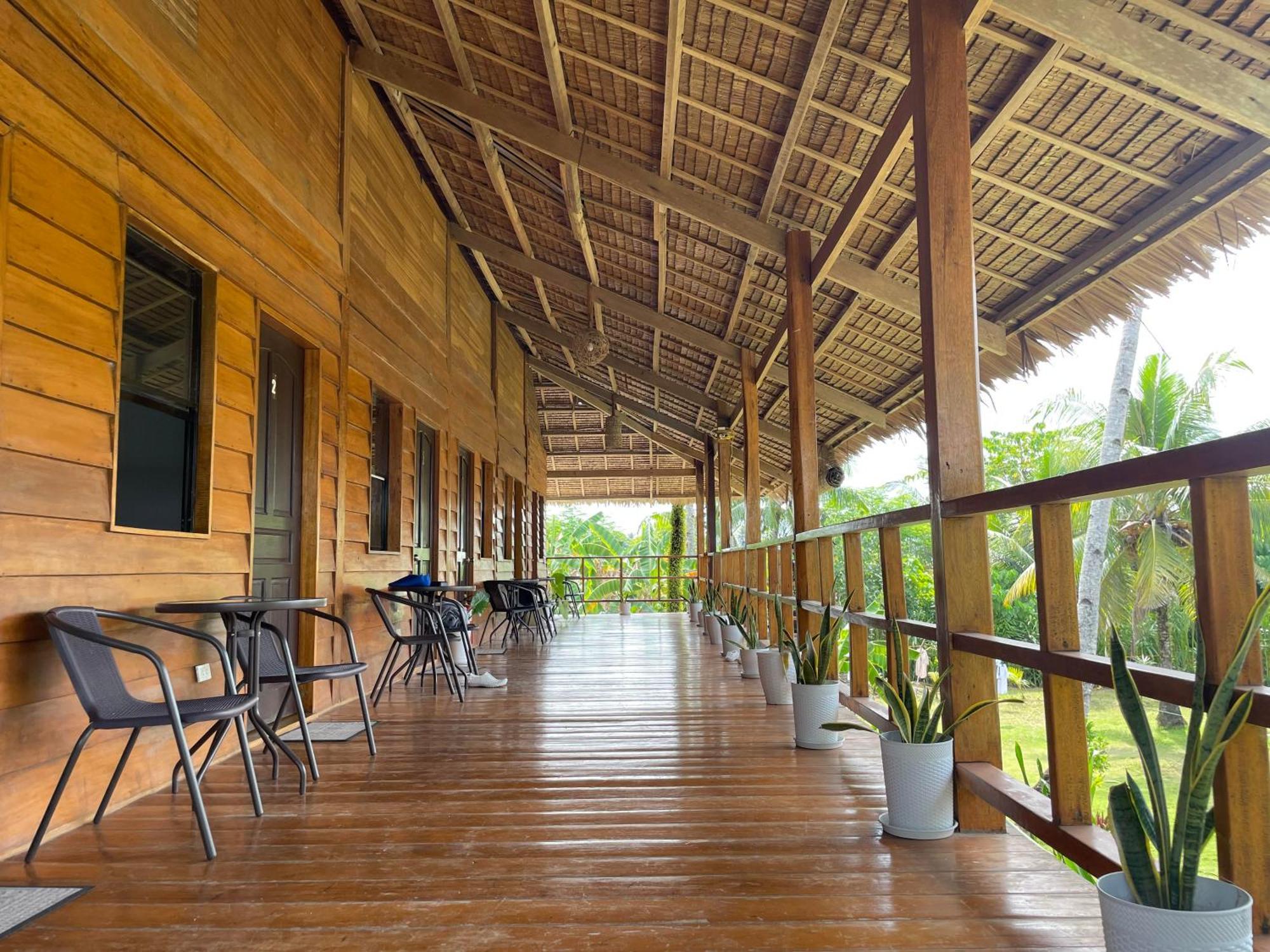 Siargao Sunflower Suites General Luna  Exterior photo